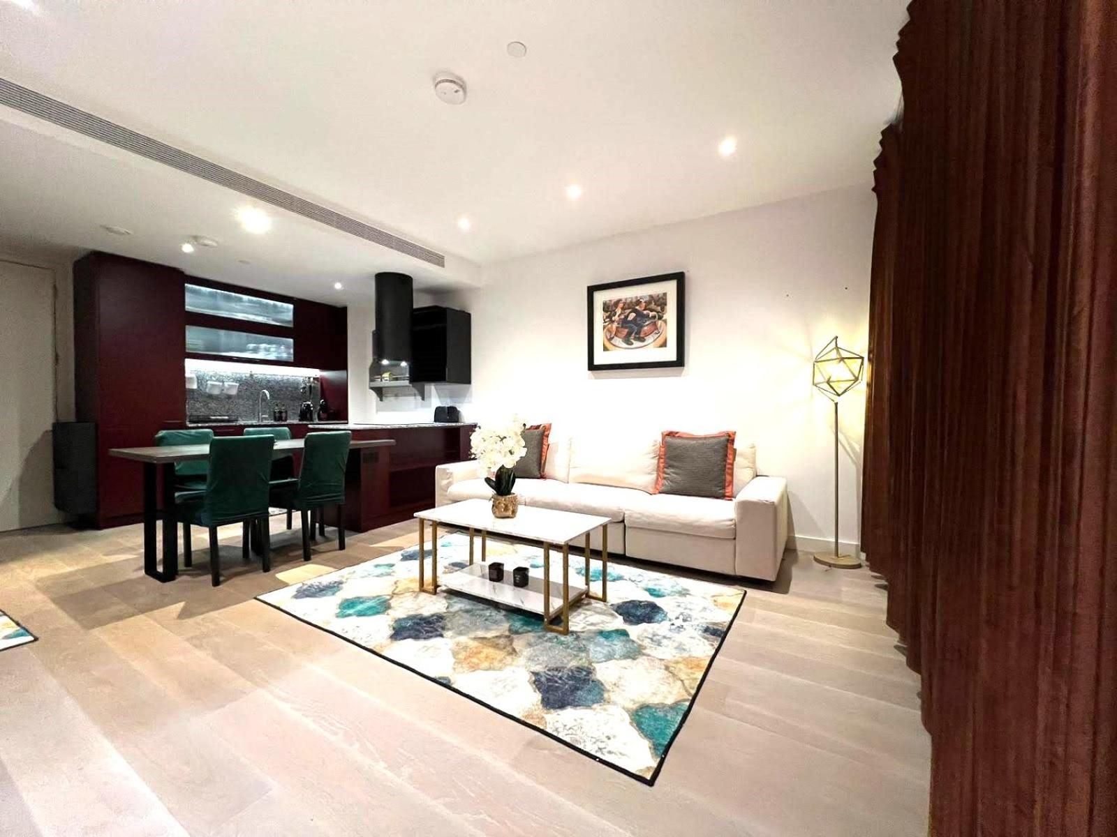 Central London Stay-Fabulous Ultra-Central London Luxury Designer Two Bedroom-Pool-Gym-Full Ac ภายนอก รูปภาพ